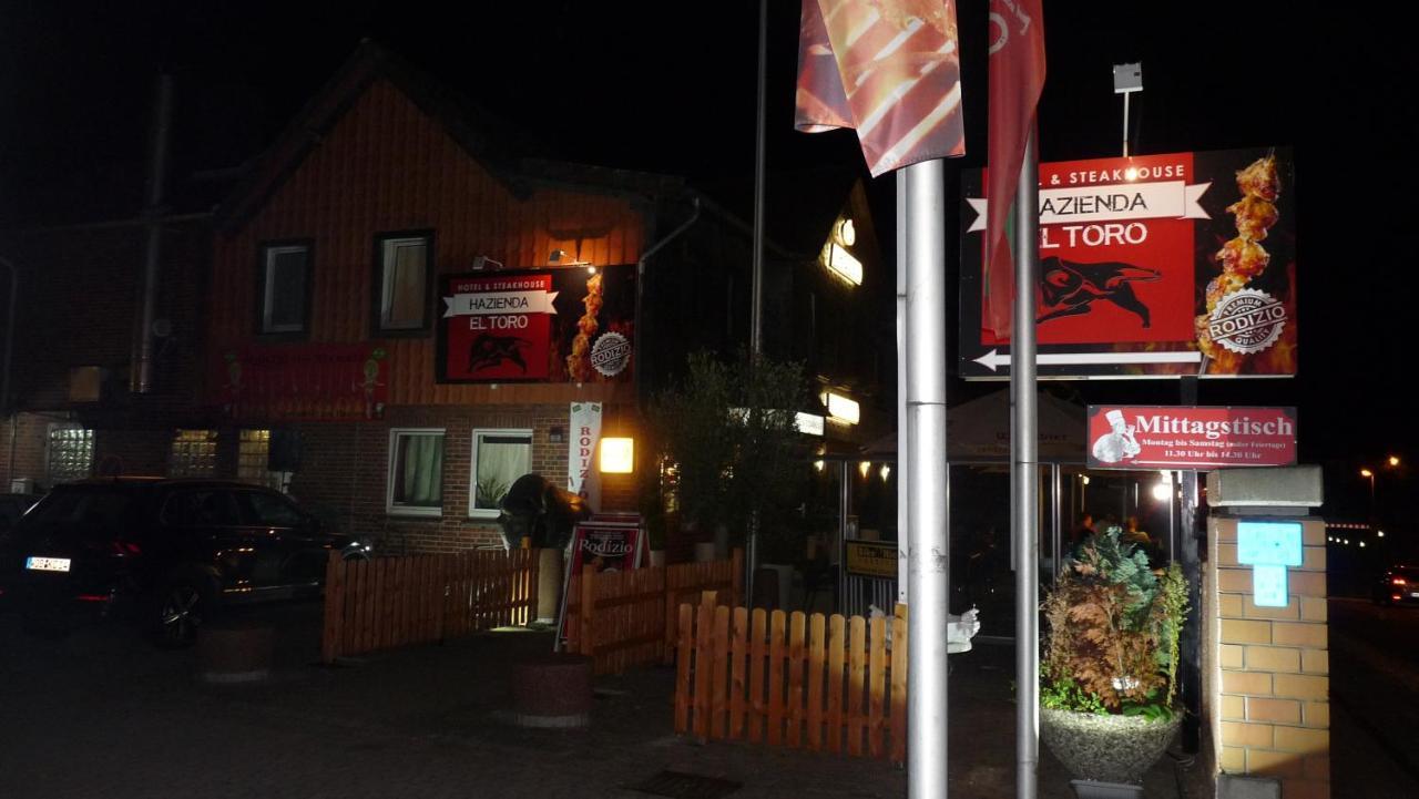 Hotel Rodizio Ug Wolfsburgo Exterior foto